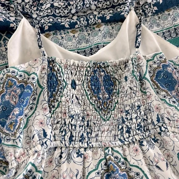 Skies Are Blue Boho Maxi Dress, Lined White Empire Waist Floral Dress, Small - Picture 4 of 9